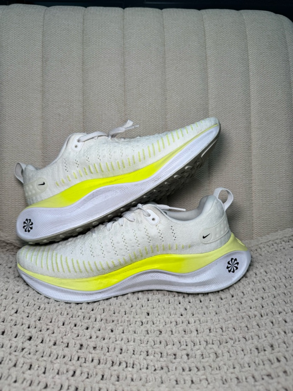 Nike Reactx Infinity Run 4  White Sneakers with Neon Yellow size 9.5 women